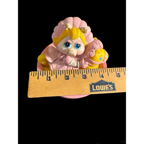 1989 Remco Muppet Babies Miss Piggy Baby Weeble Wobble Rattle Toy - Picture 8 of 11